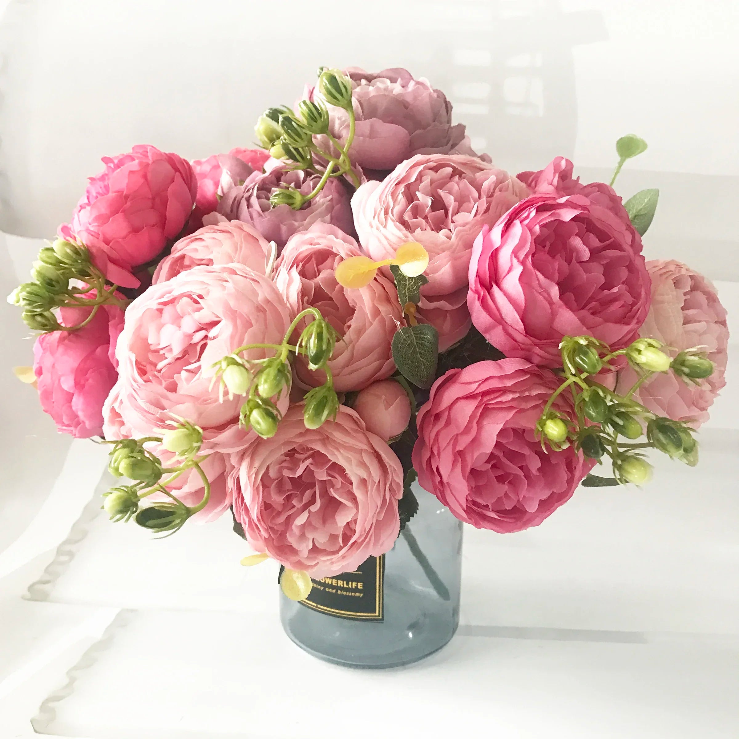 Ramo de 25 Rosas Artificiales — Flores Decorativas para el Hogar