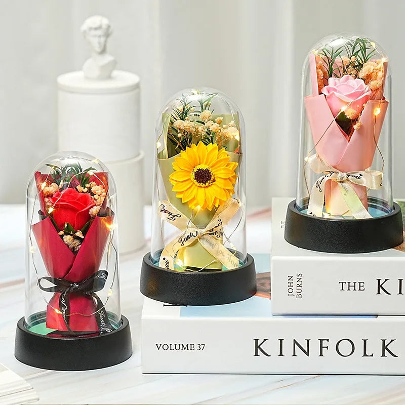 Rosa Eterna en Cúpula de Cristal con Luz LED — Regalo Romántico